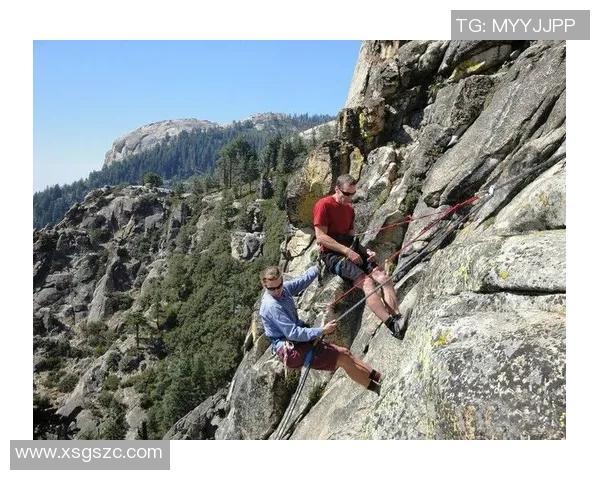 成都攀岩队状态分析与表现评估探讨及未来发展建议